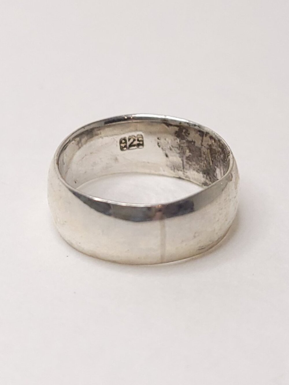 Simple Silver Band - Picture 2 of 4